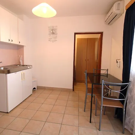 Baric Apartment *